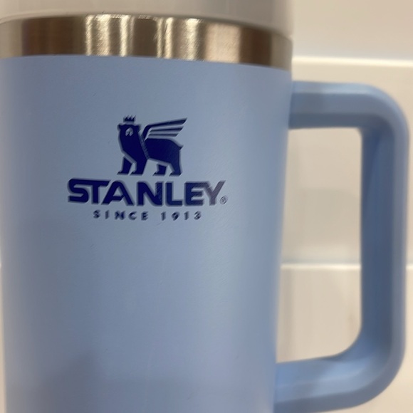 Stanley Cornflower Blue (Rare) 40 oz Quencher - “Original.” Bundle to save $. - Picture 2 of 4